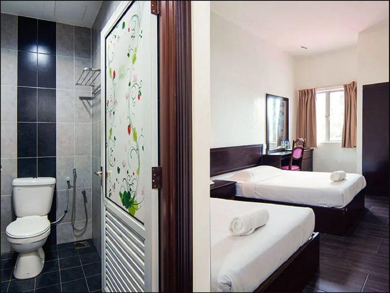Hotel Sri Bernam Sabak Bernam Esterno foto