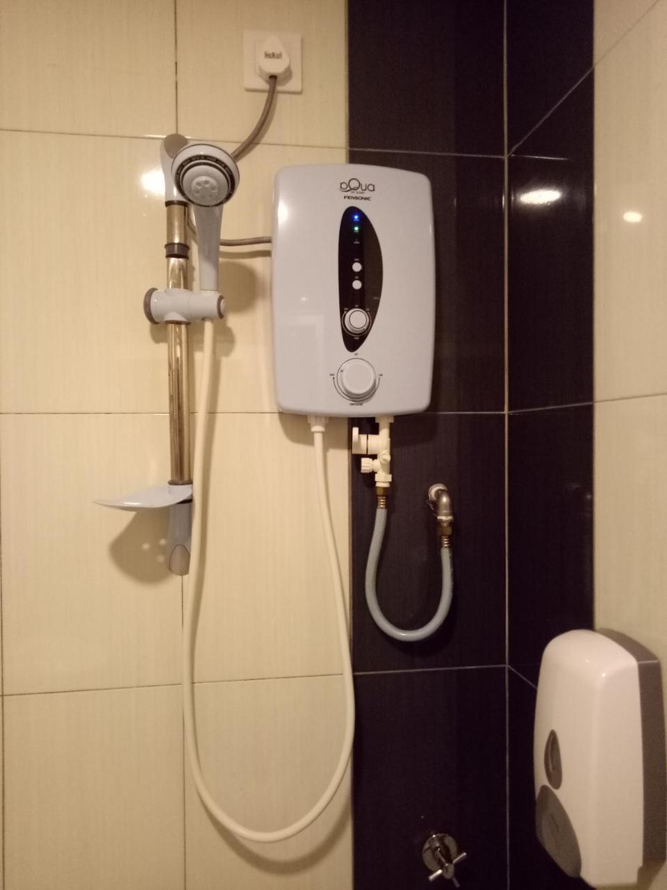 Hotel Sri Bernam Sabak Bernam Esterno foto