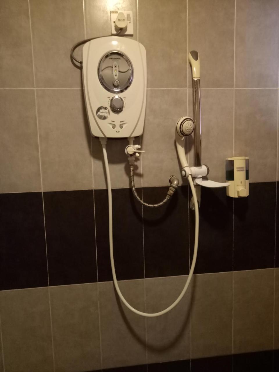 Hotel Sri Bernam Sabak Bernam Esterno foto