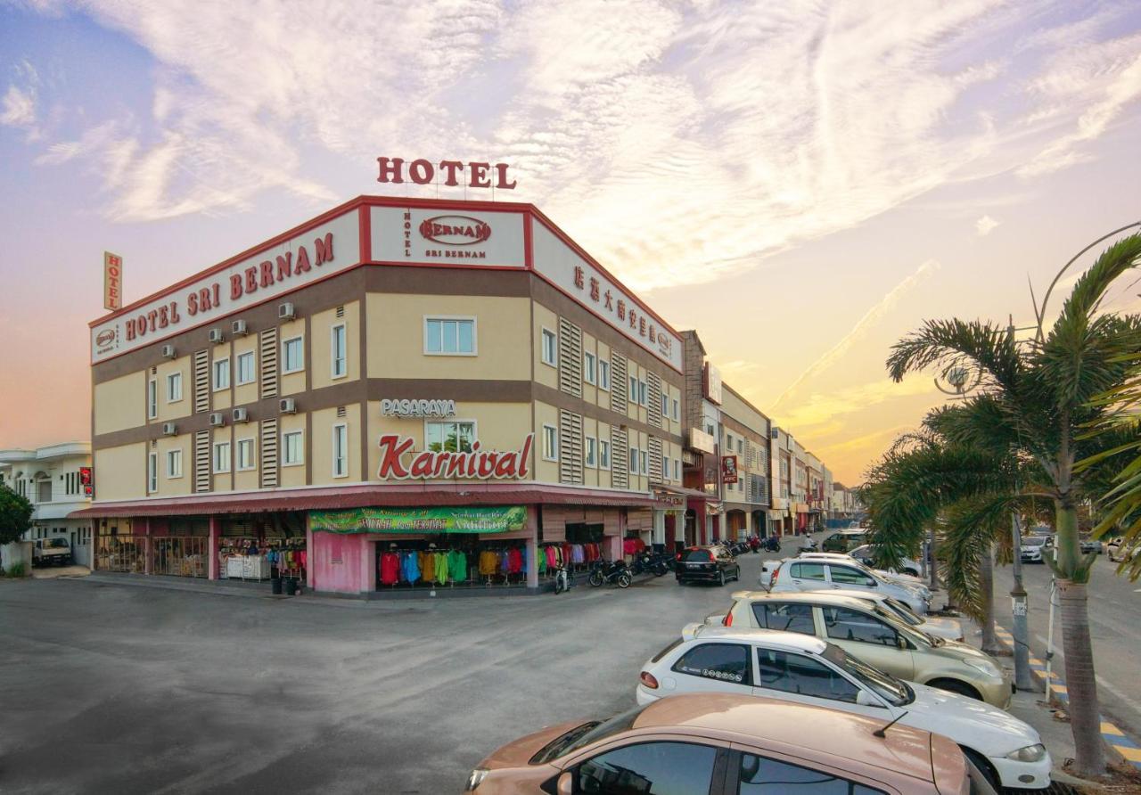 Hotel Sri Bernam Sabak Bernam Esterno foto