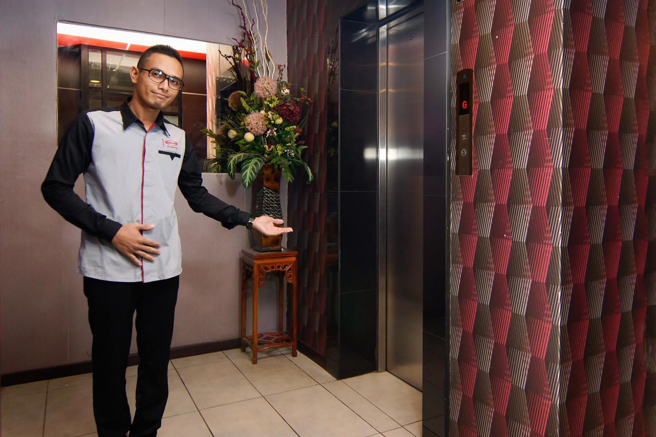 Hotel Sri Bernam Sabak Bernam Esterno foto